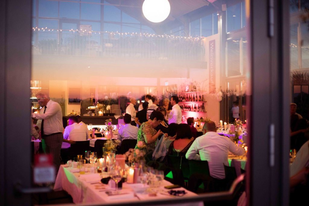 Hochzeitsreportage
Hochzeitsparty
Hochzeitsfotografin
Hochzeitsessen